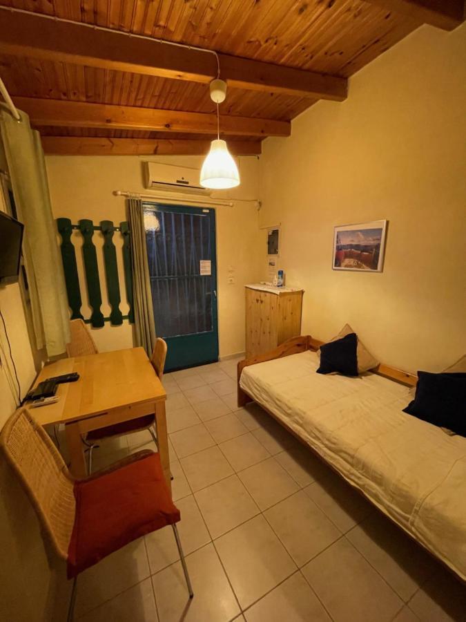 شقة Maria'S Haus In Artemida المظهر الخارجي الصورة