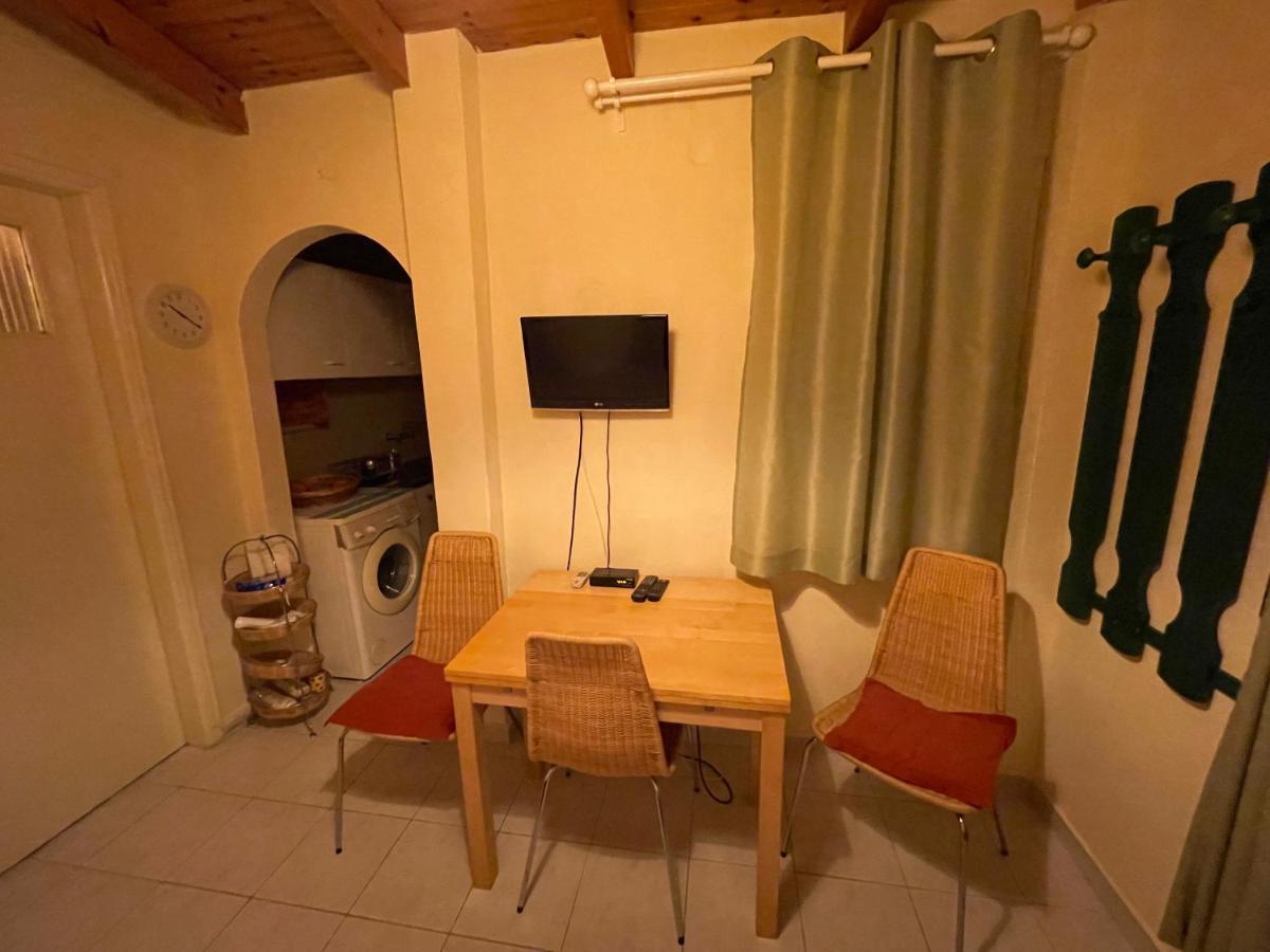 شقة Maria'S Haus In Artemida المظهر الخارجي الصورة